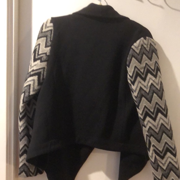 BOGO Forever 21 Jacket Grays and Blacks in the Sleeve - Picture 5 of 6